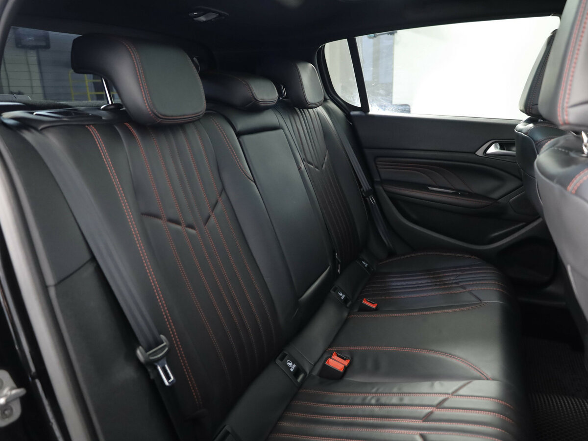 Peugeot 308 с пробегом — 2019 год. Фото: #20