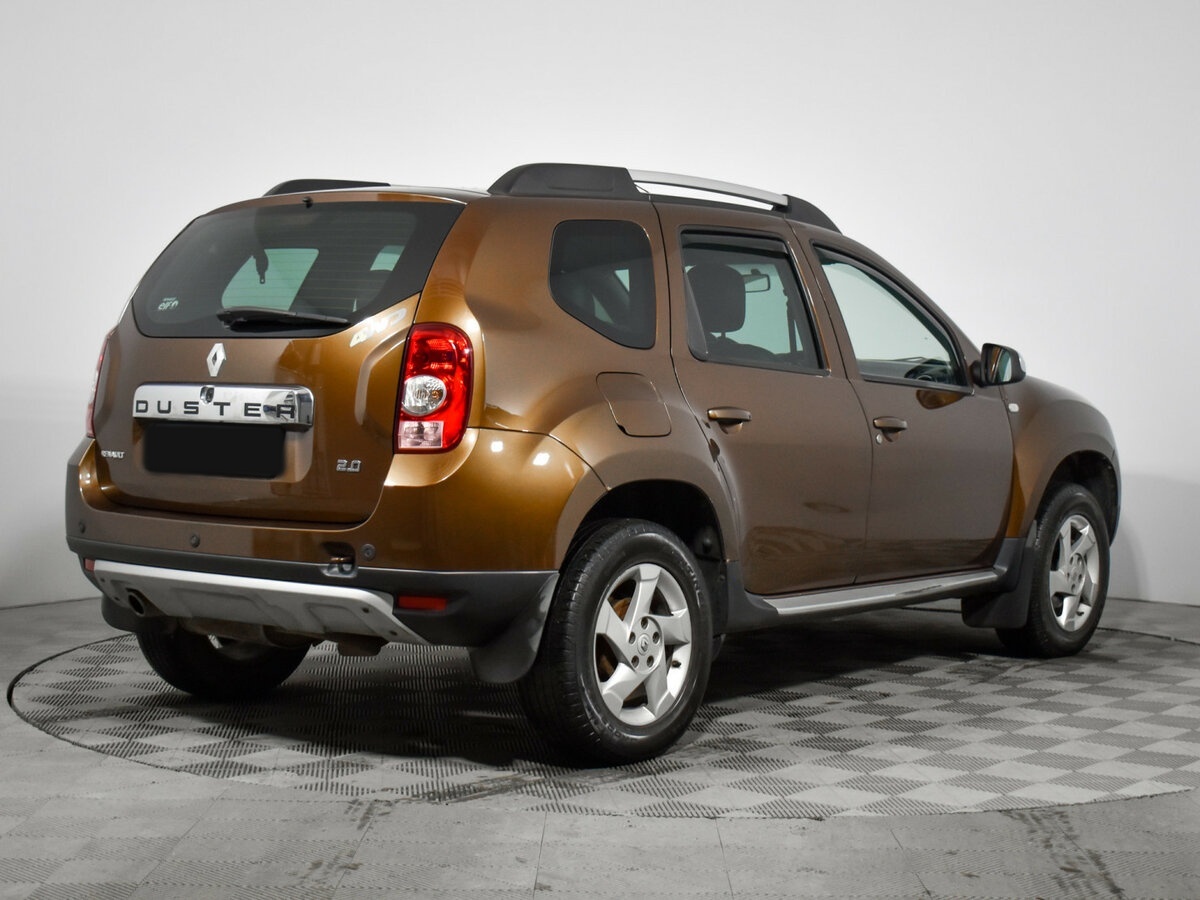 Renault Duster с пробегом — 2012 год. Фото: #4