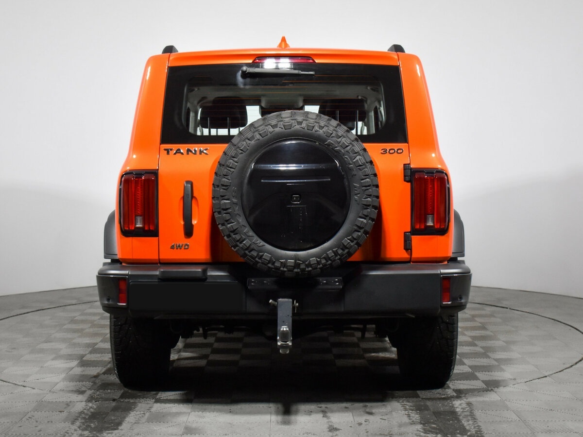 Tank 300 с пробегом — 2024 год. Фото: #4