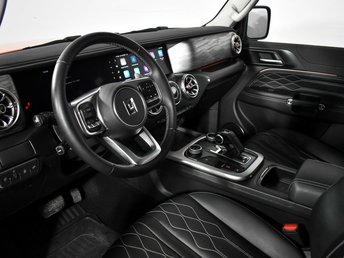 Tank 300 с пробегом — 2024 год. Фото: #6