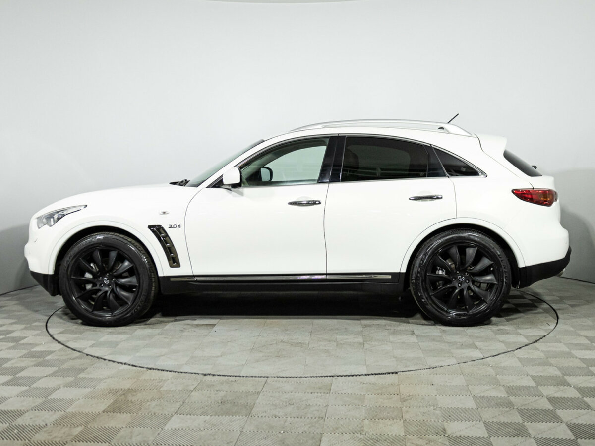 Infiniti QX70 с пробегом — 2016 год. Фото: #7