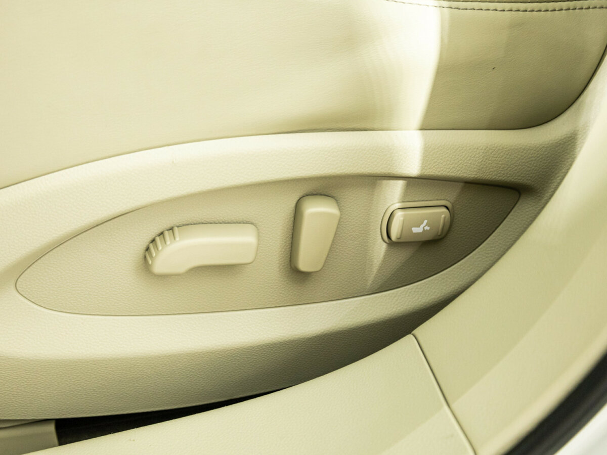 Infiniti QX70 с пробегом — 2016 год. Фото: #15