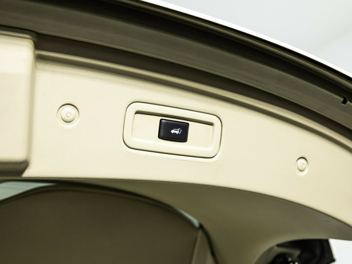 Infiniti QX70 с пробегом — 2016 год. Фото: #23