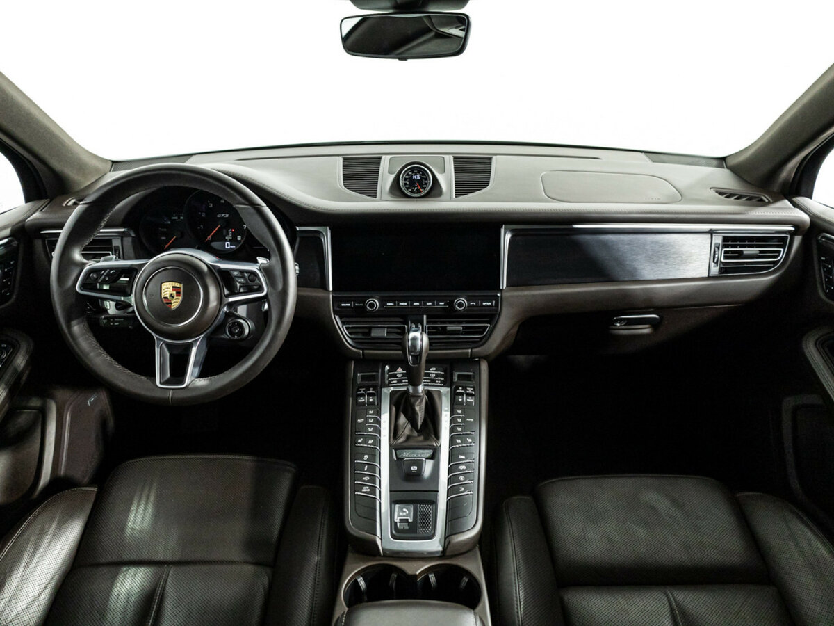 Porsche Macan с пробегом — 2021 год. Фото: #10