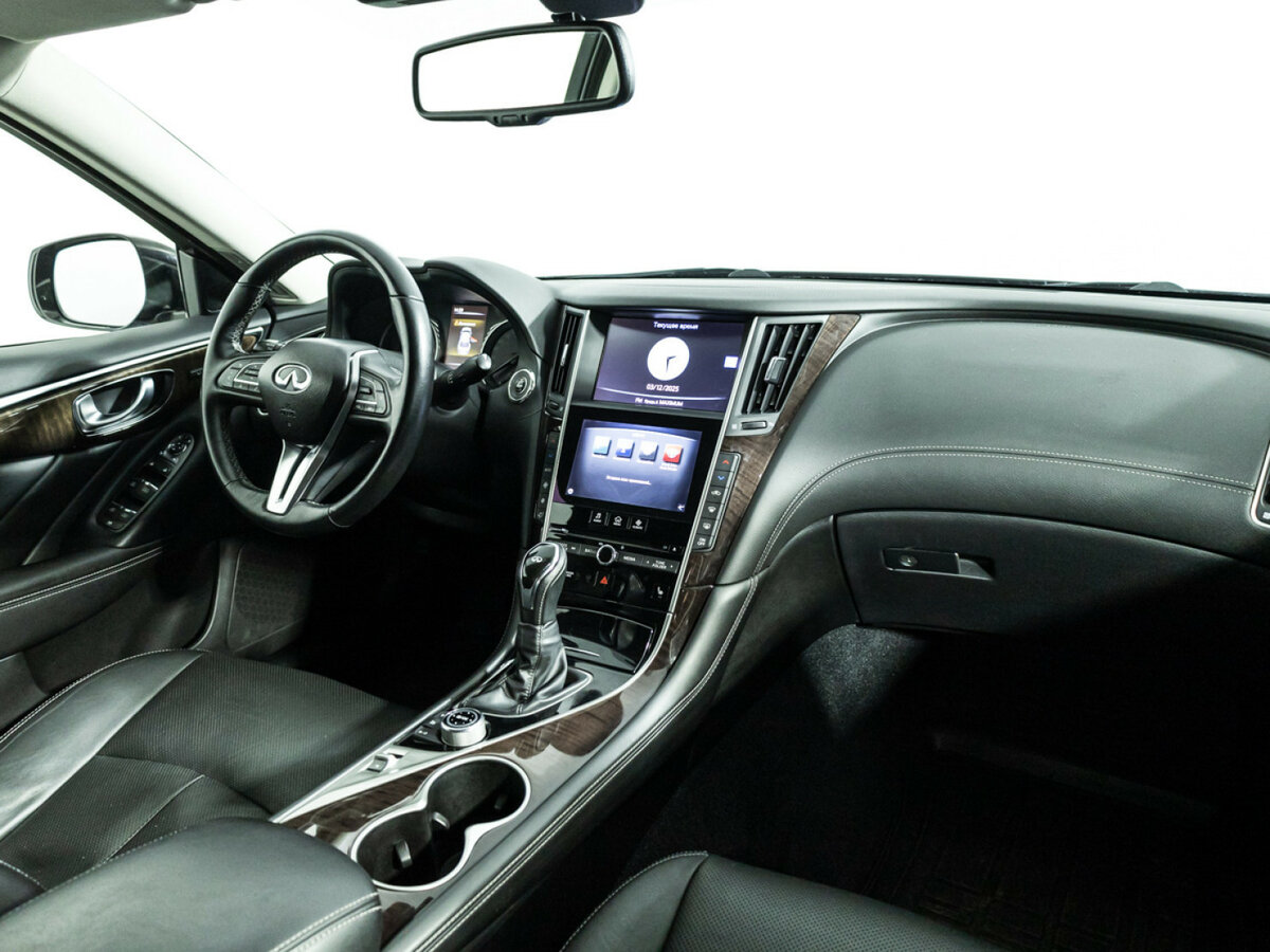 Infiniti Q50 с пробегом — 2017 год. Фото: #8