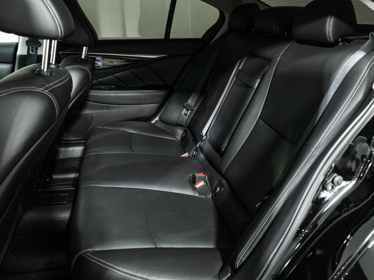 Infiniti Q50 с пробегом — 2017 год. Фото: #9