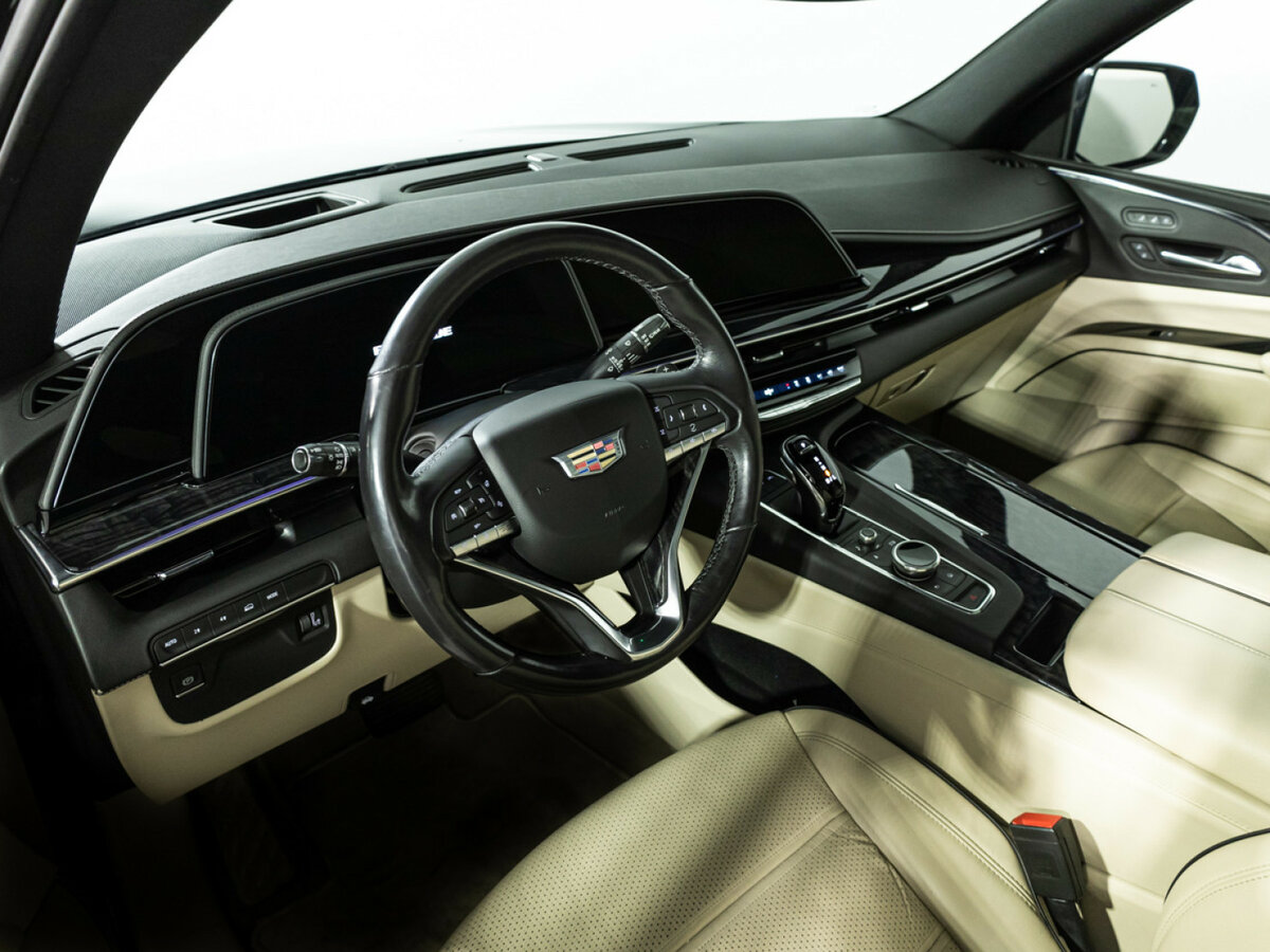 Cadillac Escalade с пробегом — 2021 год. Фото: #8