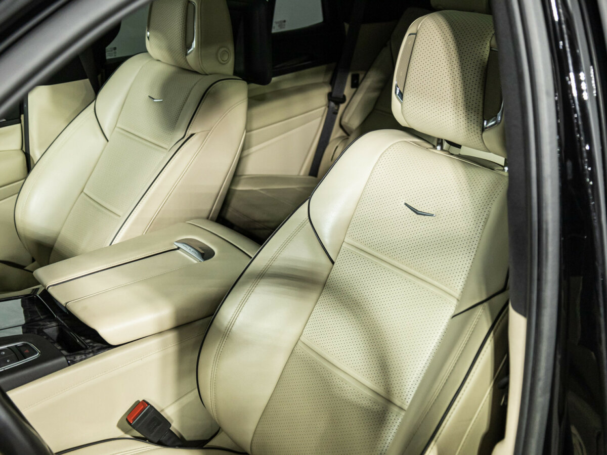 Cadillac Escalade с пробегом — 2021 год. Фото: #17