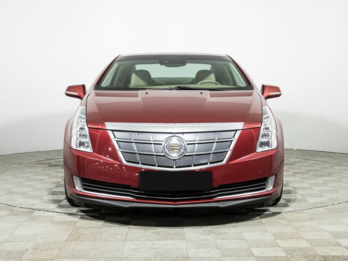 Cadillac ELR с пробегом — 2014 год. Фото: #1