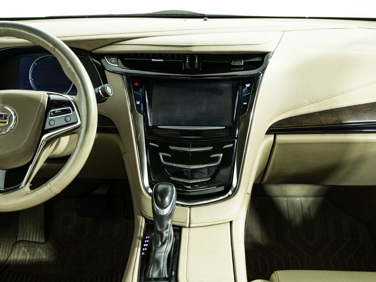 Cadillac ELR с пробегом — 2014 год. Фото: #13