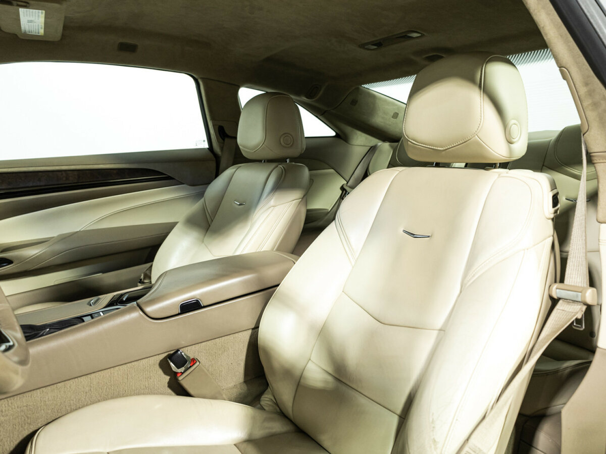 Cadillac ELR с пробегом — 2014 год. Фото: #15