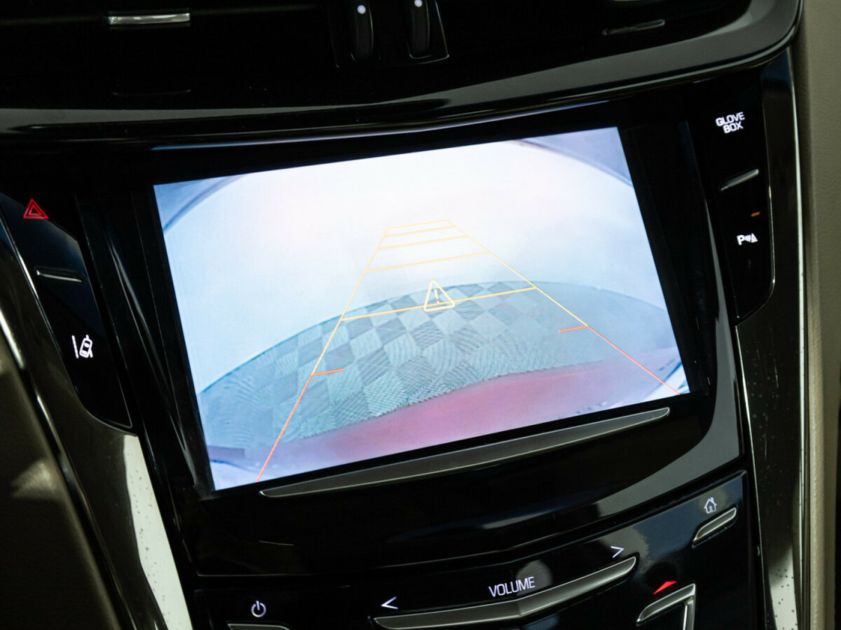 Cadillac ELR с пробегом — 2014 год. Фото: #17