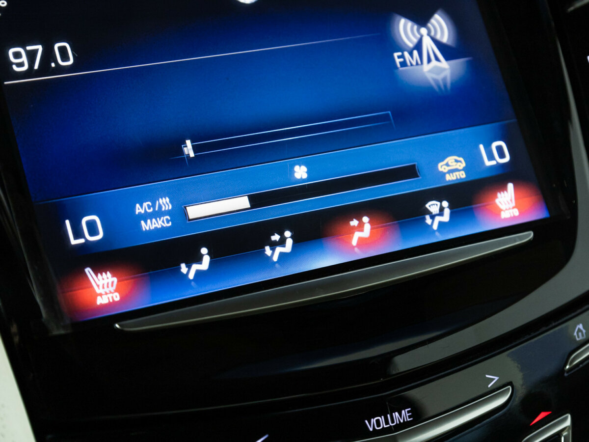 Cadillac ELR с пробегом — 2014 год. Фото: #18