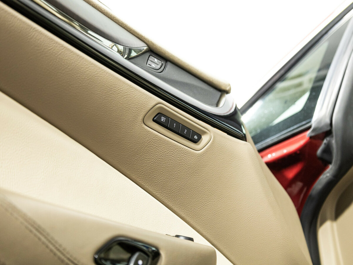 Cadillac ELR с пробегом — 2014 год. Фото: #19