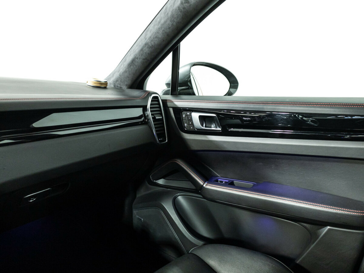 Porsche Cayenne с пробегом — 2021 год. Фото: #15