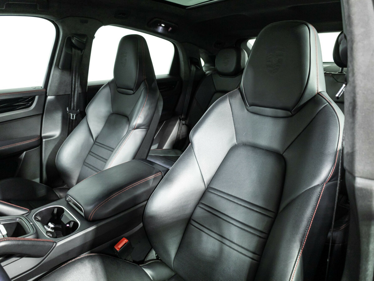 Porsche Cayenne с пробегом — 2021 год. Фото: #21
