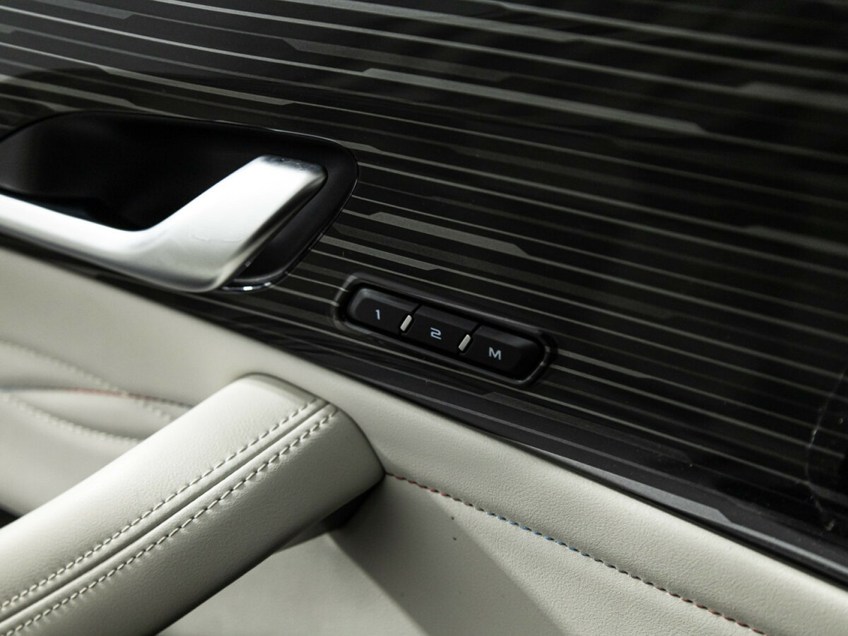 Geely Monjaro с пробегом — 2023 год. Фото: #14