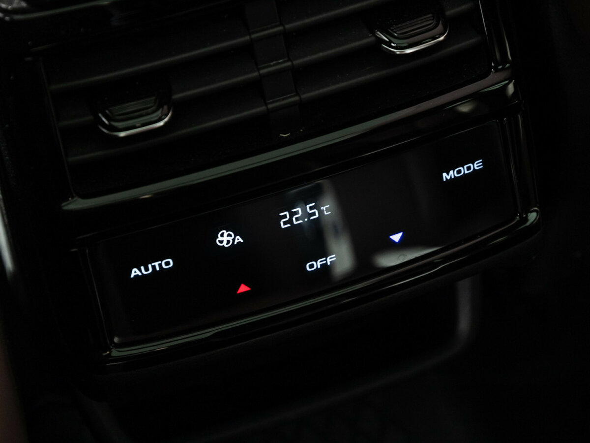 Geely Monjaro с пробегом — 2023 год. Фото: #24