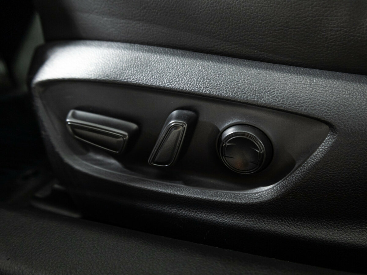 Toyota Camry с пробегом — 2021 год. Фото: #11