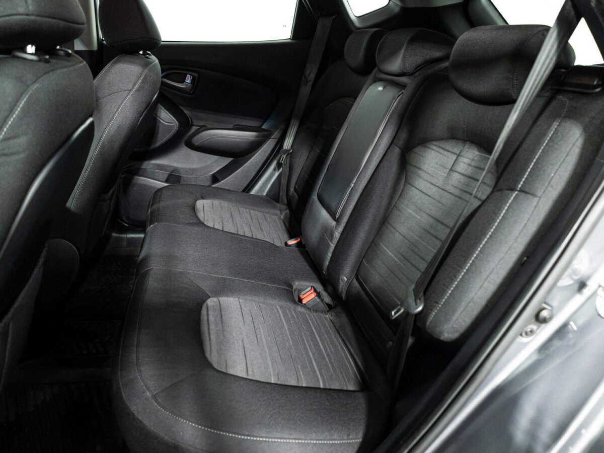 Hyundai ix35 с пробегом — 2014 год. Фото: #9