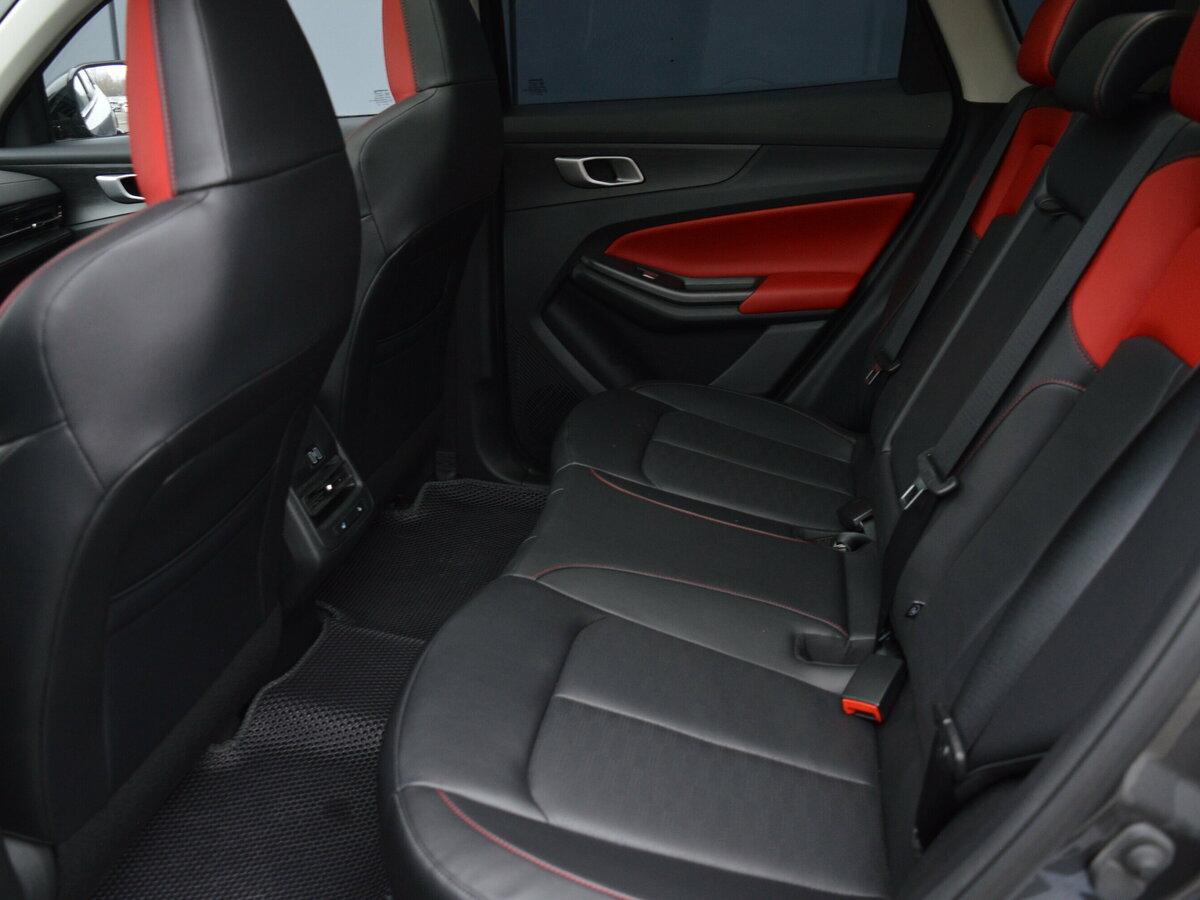 Changan UNI-S (CS55 Plus) с пробегом — 2024 год. Фото: #16