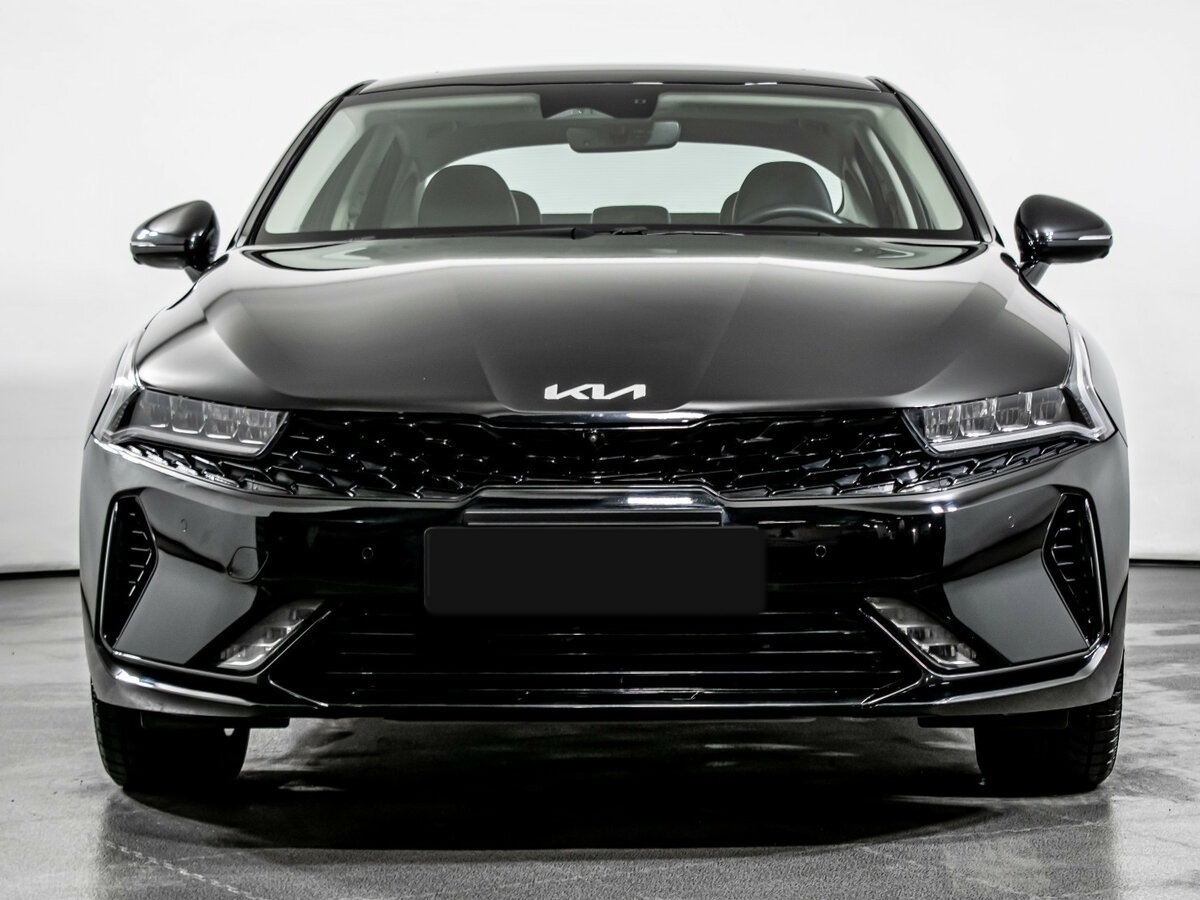 Kia K5 с пробегом — 2024 год. Фото: #1