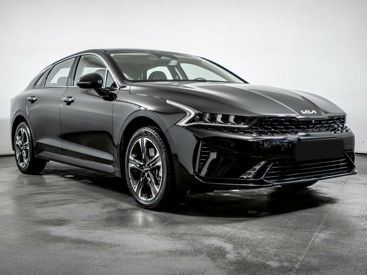 Kia K5 с пробегом — 2024 год. Фото: #2