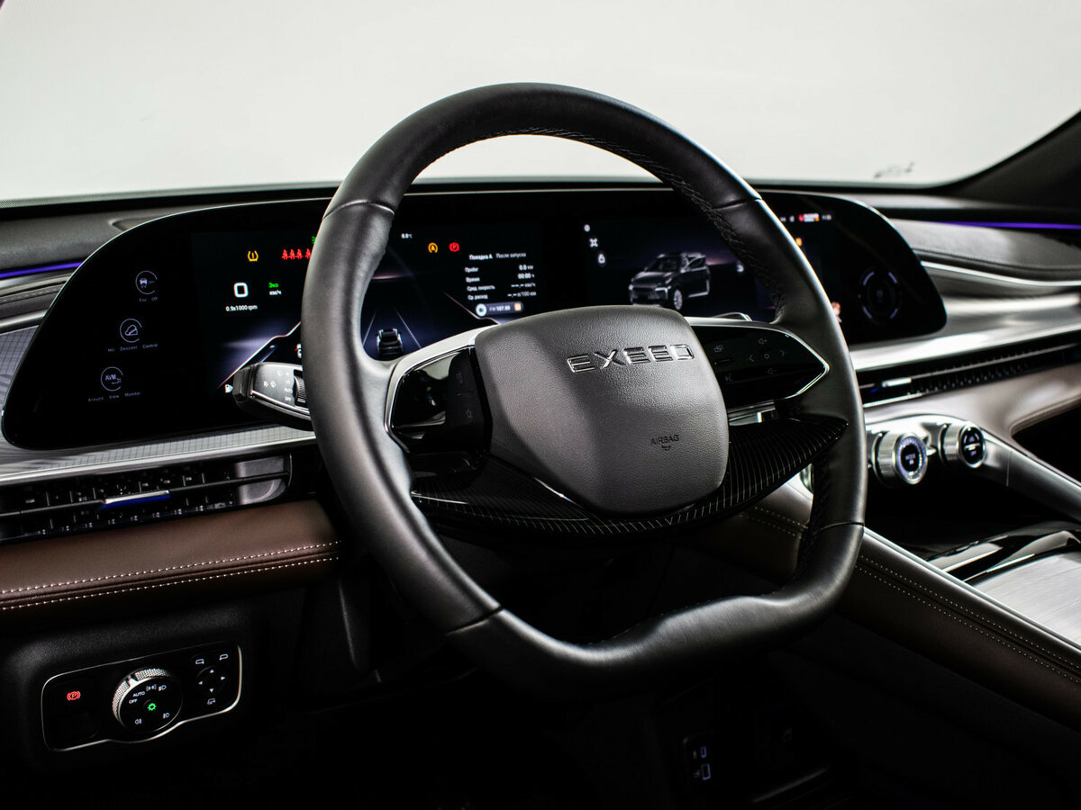 EXEED TXL с пробегом — 2024 год. Фото: #11