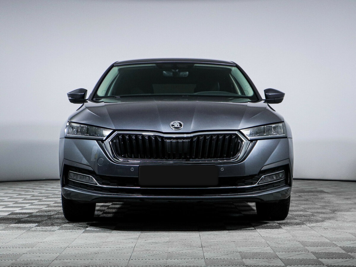 Skoda Octavia с пробегом — 2020 год. Фото: #1