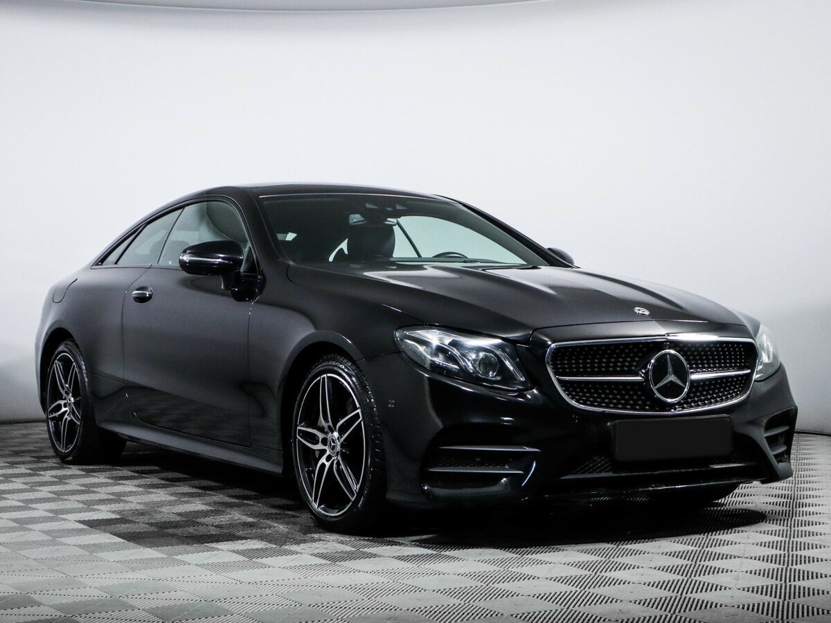Mercedes-Benz E-Класс с пробегом — 2018 год. Фото: #2