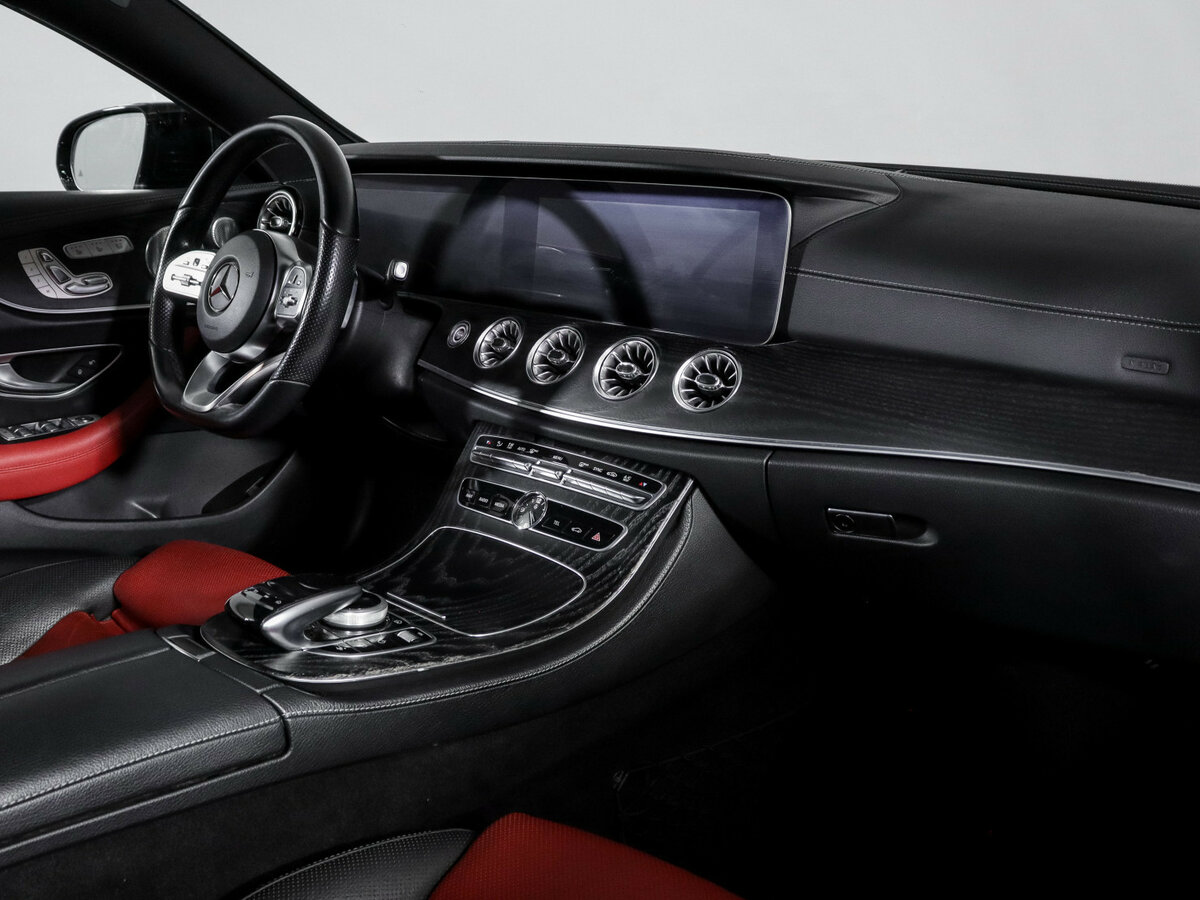 Mercedes-Benz E-Класс с пробегом — 2018 год. Фото: #8