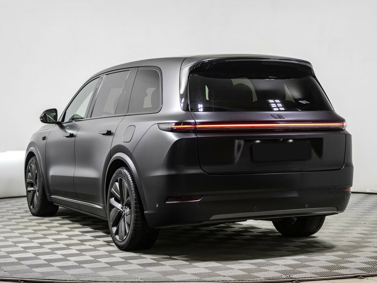 Li Auto (Lixiang) L9 с пробегом — 2023 год. Фото: #5