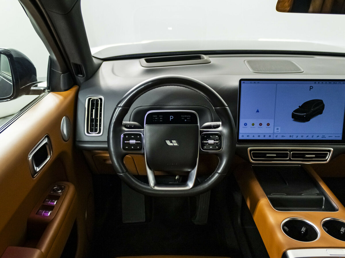 Li Auto (Lixiang) L9 с пробегом — 2023 год. Фото: #12