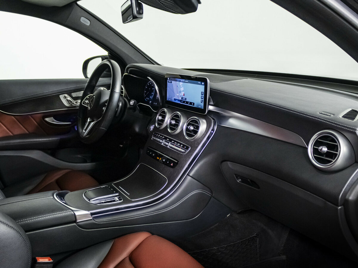 Mercedes-Benz GLC Coupe с пробегом — 2019 год. Фото: #6