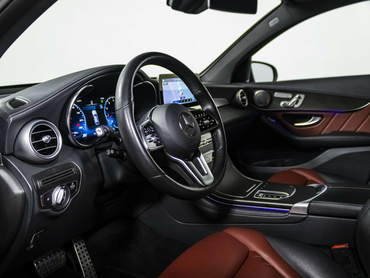 Mercedes-Benz GLC Coupe с пробегом — 2019 год. Фото: #8