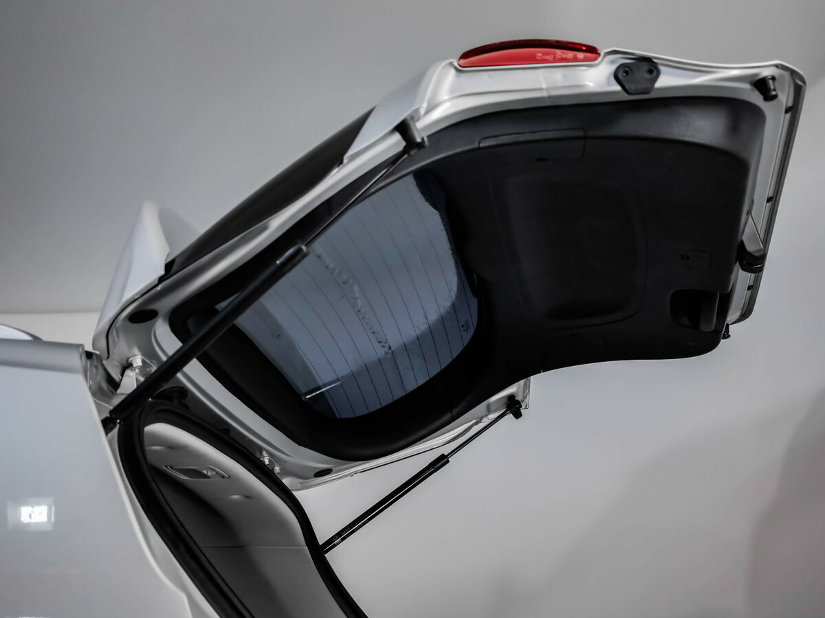 Kia Sorento с пробегом — 2018 год. Фото: #34