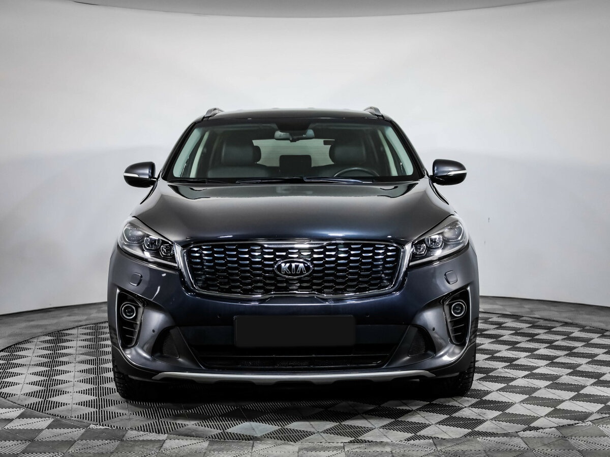 Kia Sorento с пробегом — 2020 год. Фото: #1