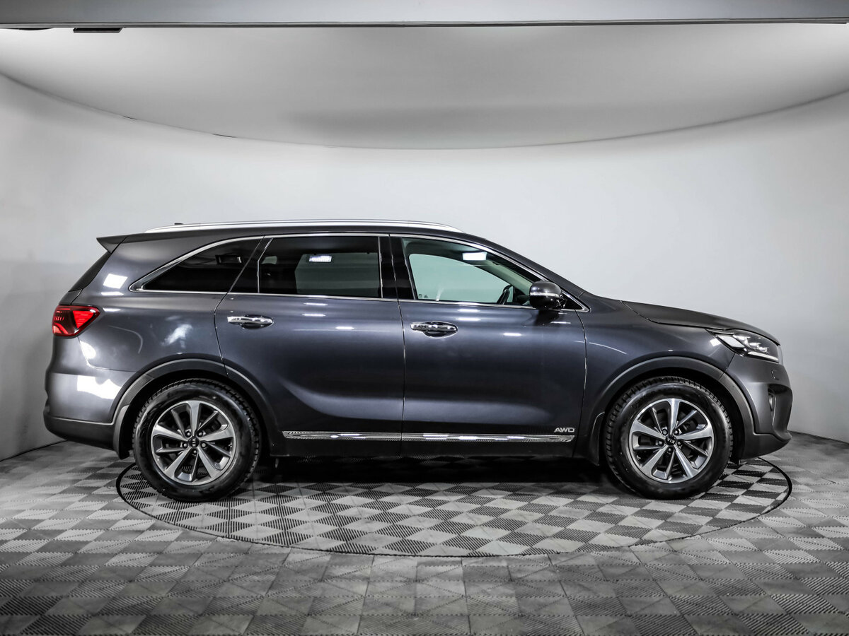 Kia Sorento с пробегом — 2020 год. Фото: #3