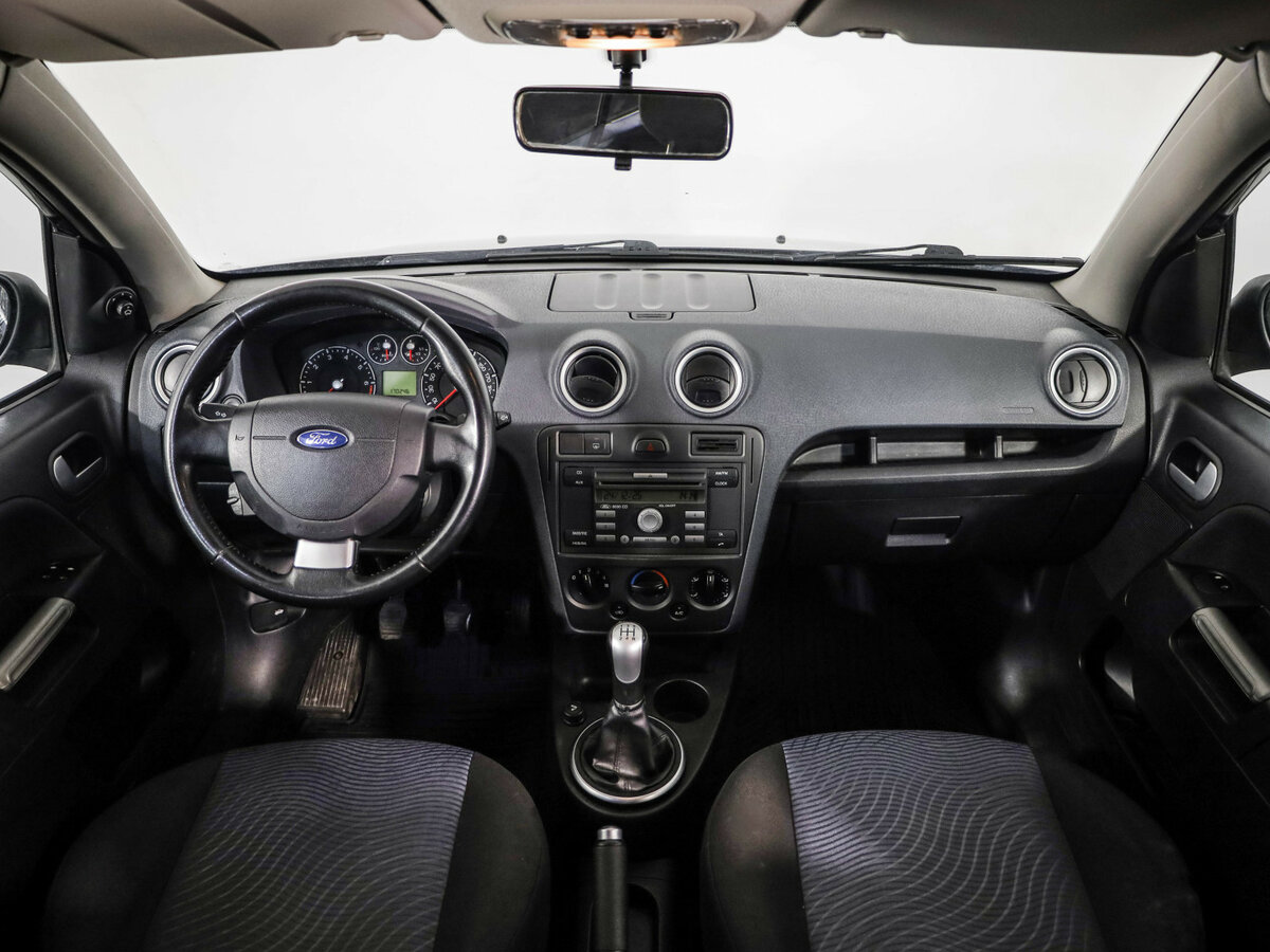 Ford Fusion с пробегом — 2007 год. Фото: #7