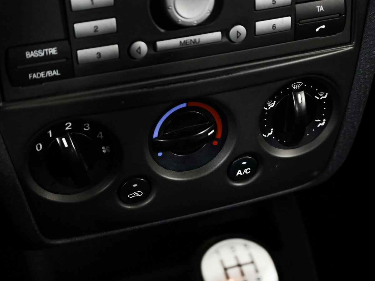 Ford Fusion с пробегом — 2007 год. Фото: #11