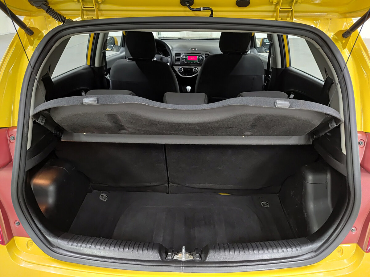 Kia Picanto с пробегом — 2012 год. Фото: #9