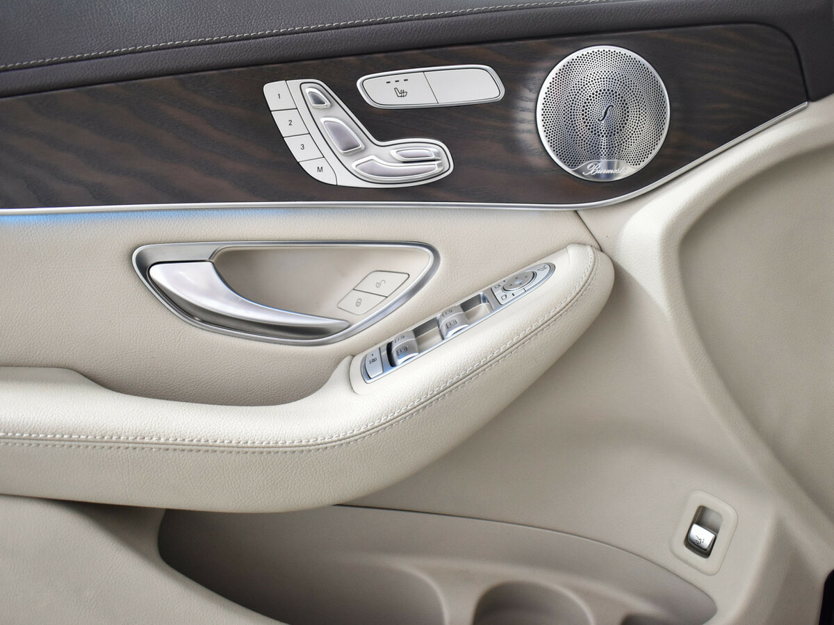 Mercedes-Benz GLC Coupe с пробегом — 2018 год. Фото: #15