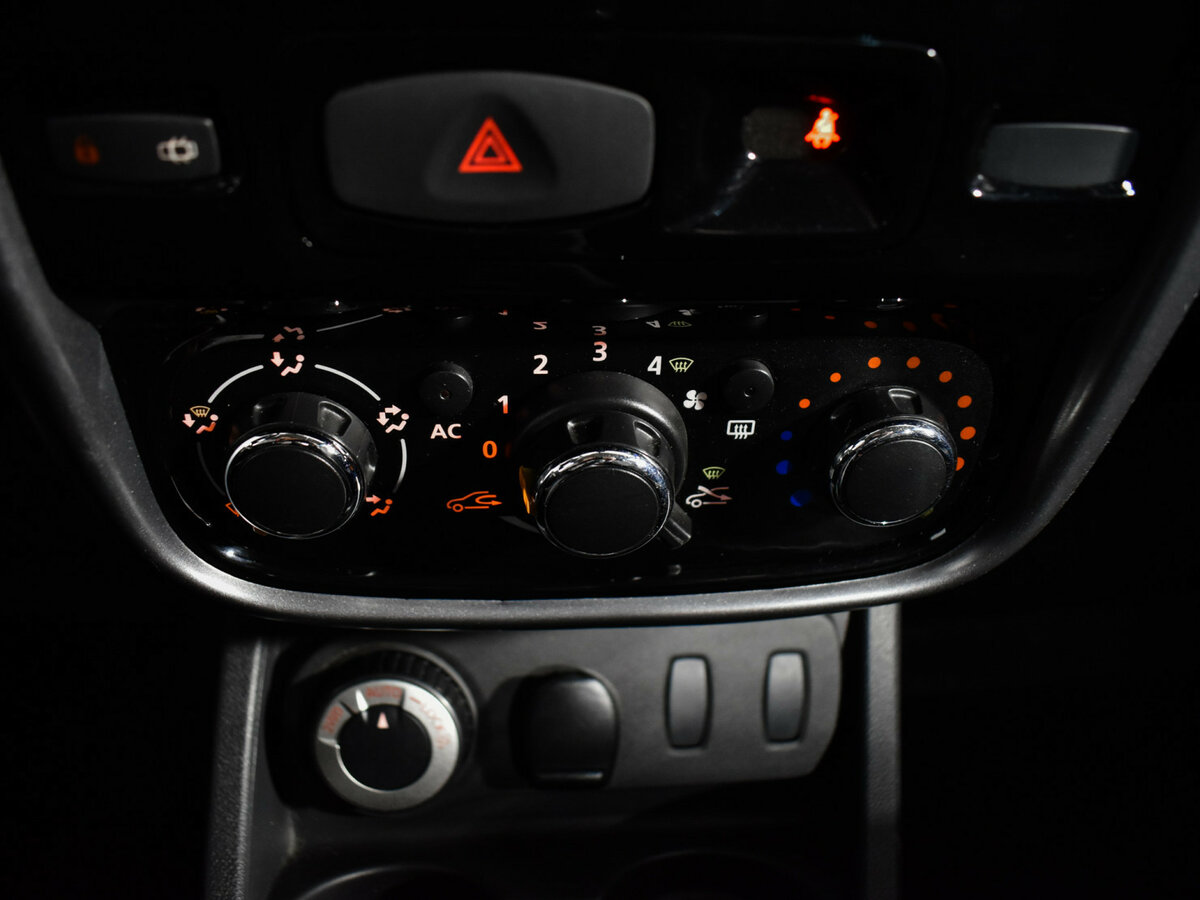 Renault Duster с пробегом — 2013 год. Фото: #14