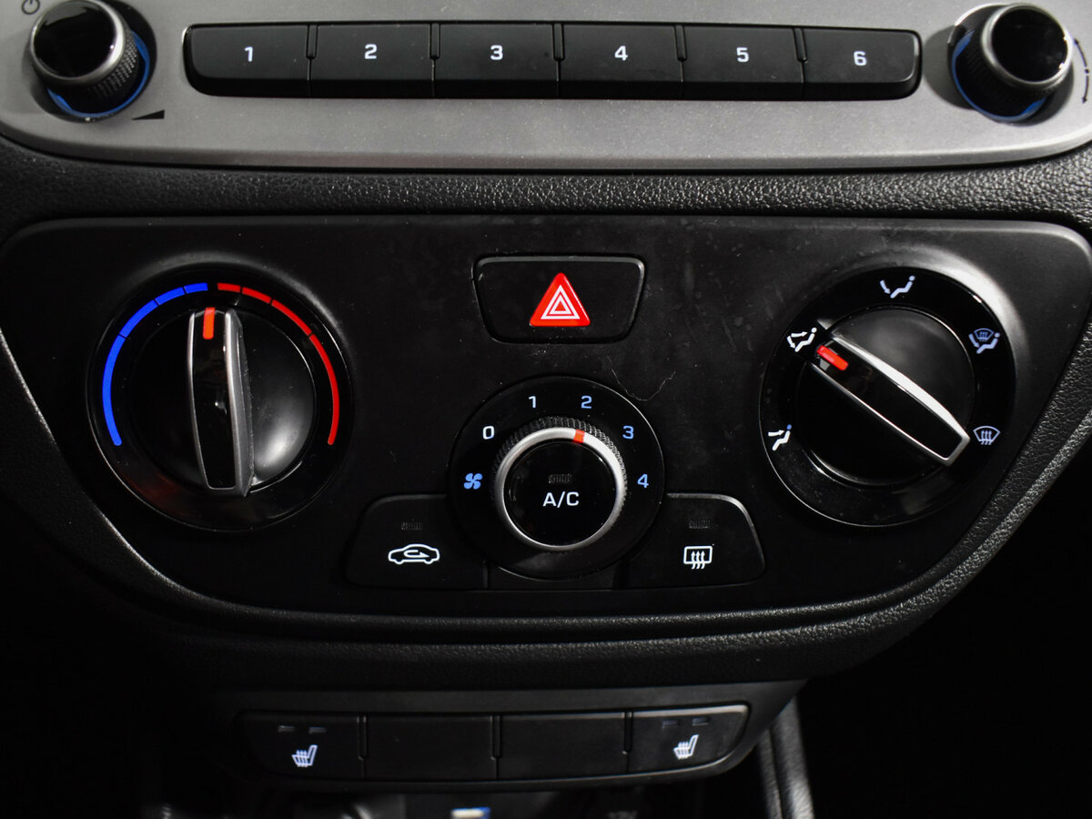 Hyundai Solaris с пробегом — 2020 год. Фото: #15