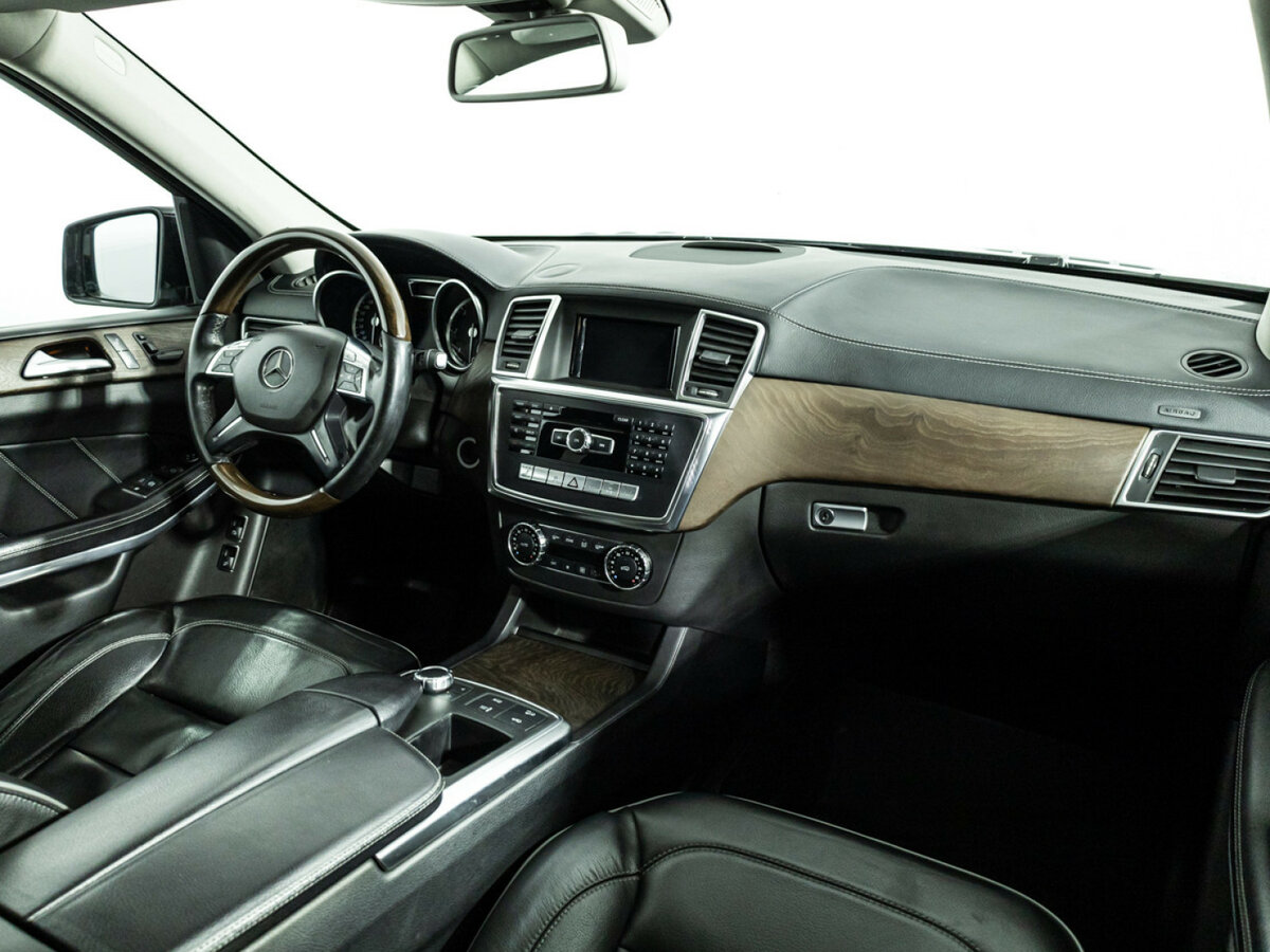 Mercedes-Benz GL-Класс с пробегом — 2013 год. Фото: #6