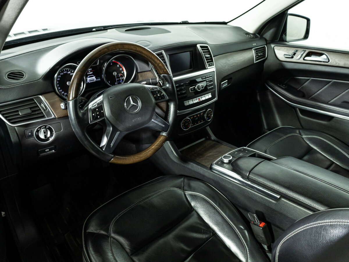 Mercedes-Benz GL-Класс с пробегом — 2013 год. Фото: #8