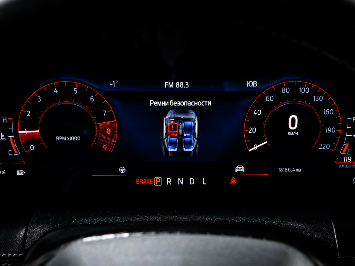 Ford Mustang с пробегом — 2024 год. Фото: #10