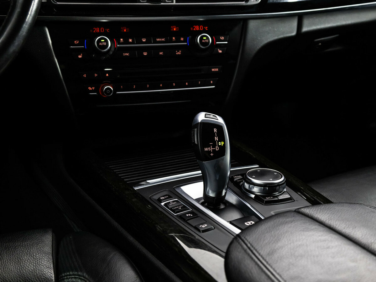 BMW X5 с пробегом — 2016 год. Фото: #11