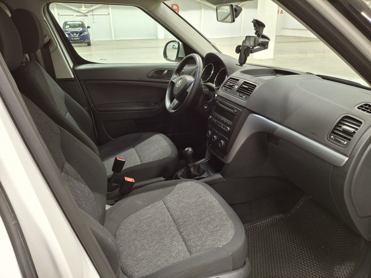 Skoda Yeti с пробегом — 2014 год. Фото: #9