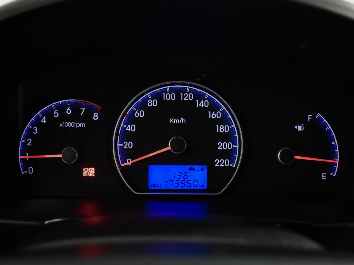 Hyundai Elantra с пробегом — 2011 год. Фото: #18